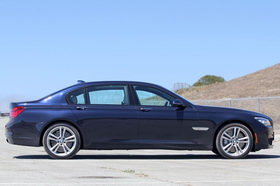  BMW 750iL 2013 года  (фото 7 из 96)